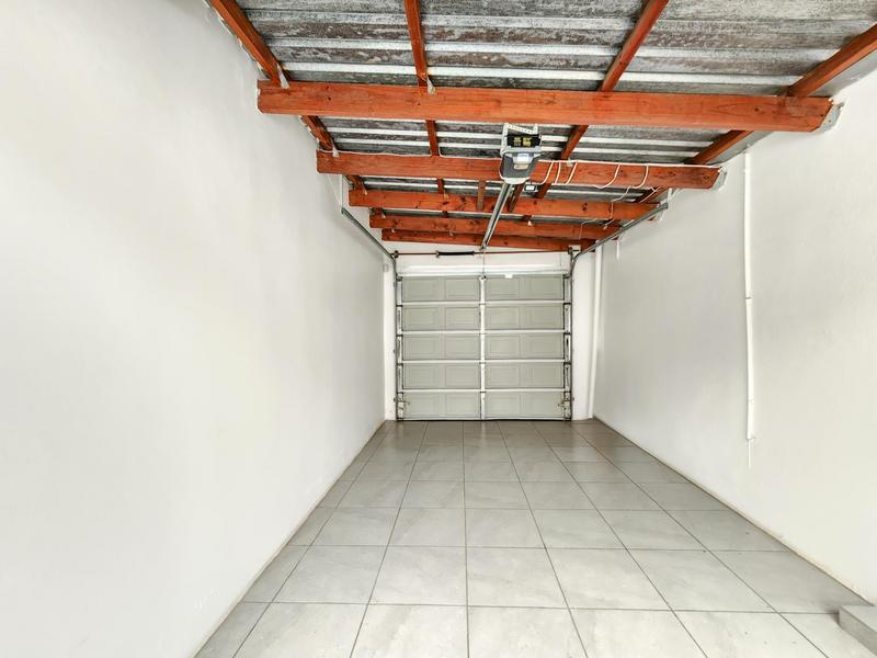 To Let 3 Bedroom Property for Rent in Rondebosch East Western Cape